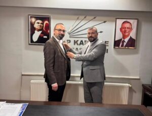 CHP Kartepe’ye yeni üyeler