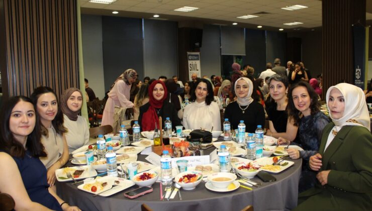 Darıca Ferabi’de Hemşireler Günü kutlaması