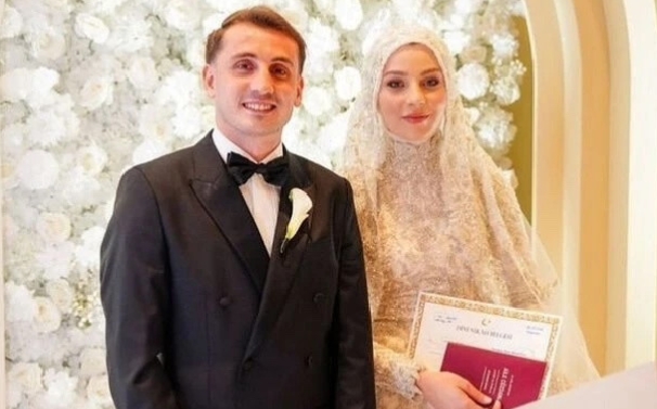 Kocaelili mili futbolcu Kerem Aktürkoğlu baba oldu