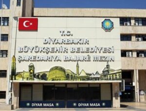 Diyarbakır Büyükşehir Belediye Başkanı istifa etti