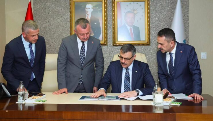 Bakan Çiftçi, Büyükşehir’in vizyon projelerini yerinde inceledi