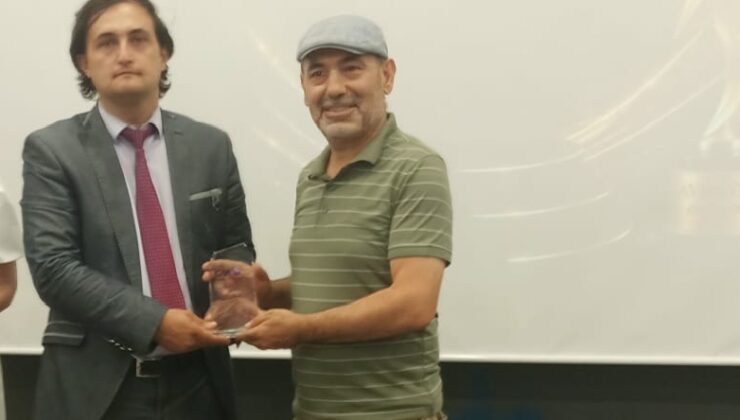 Mustafa Eranıl’a Meslek Onur Ödülü