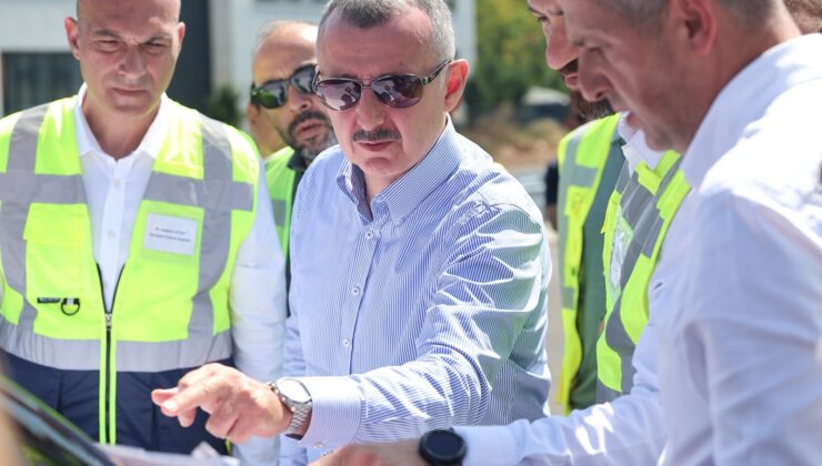 Büyükakın, İzmit’e değer katacak  projeleri yerinde inceledi