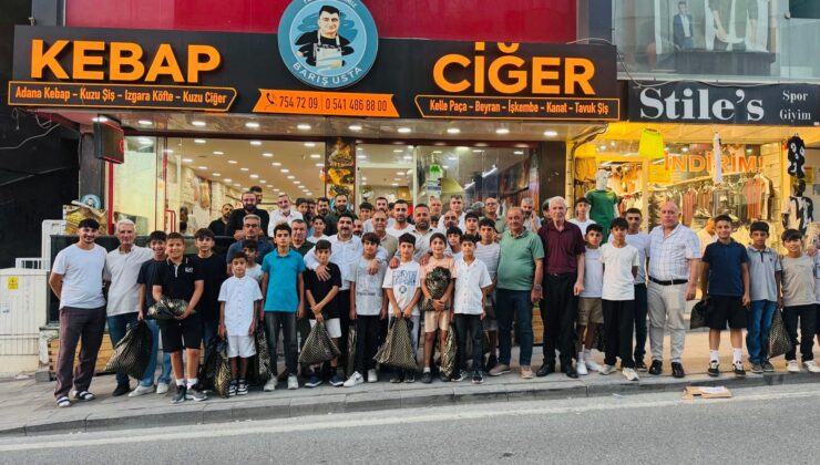 Şampiyon Miniklere Enver Yıldırım’dan Anlamlı Ödül