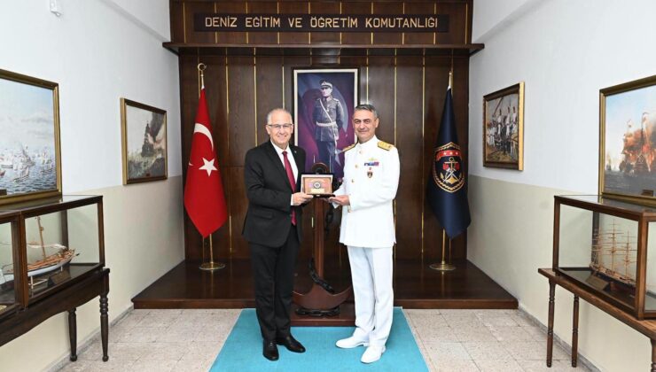 Rektör Cantürk’den Tümamiral Yücel Darcan’a ziyaret