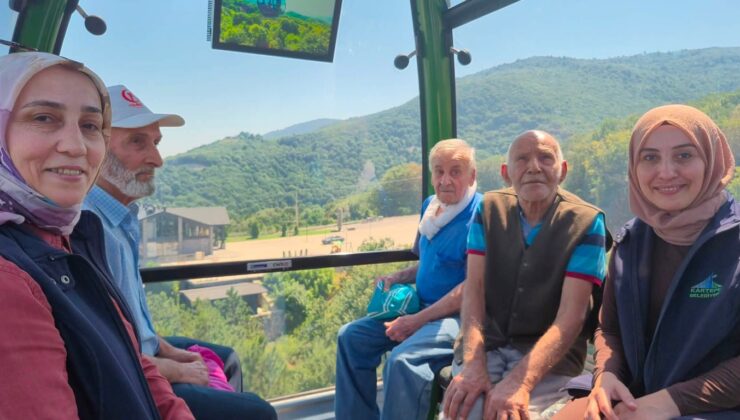 İlk kez teleferiğe binmenin heyecanını yaşadılar
