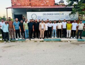 Enver Yıldırım’dan Dilovası Gençlik Derneği’ne ziyaret