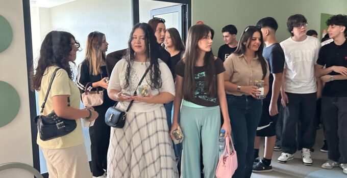 Körfezim Eğitim Kurumları’nda duygu dolu mezunlar günü