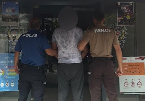 22 yıl 50 ay 97 gün hapis cezası bulunan hırsız Kandıra’da yakalandı