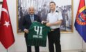 Tuğgeneral Avcı’ya Kocaelispor forması