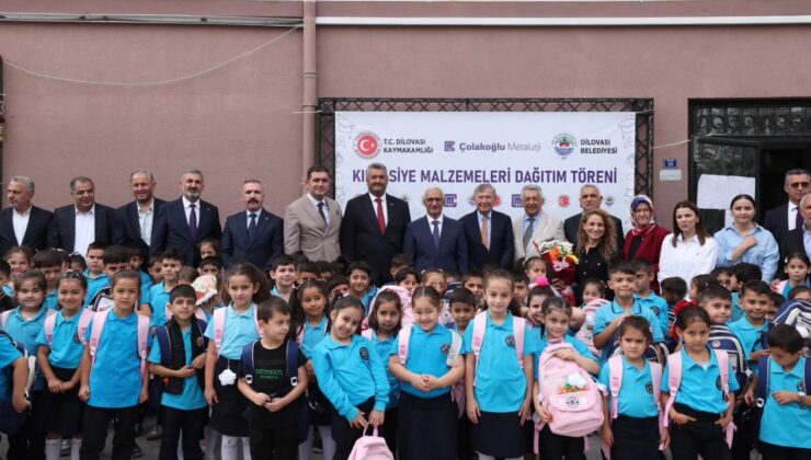 Dilovası’nda öğrencilere kırtasiye desteği
