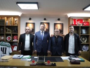 MHP İl Başkanı Emengen’e Yoğun Ziyaretçi Trafiği