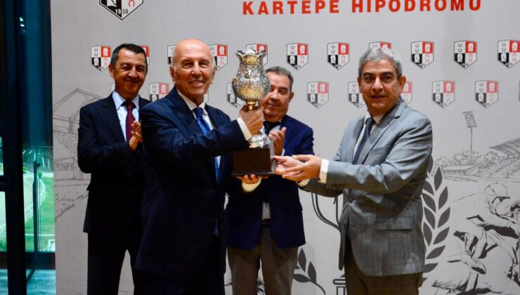 Kocaeli Vali Koşusu’nu Taşkent kazandı