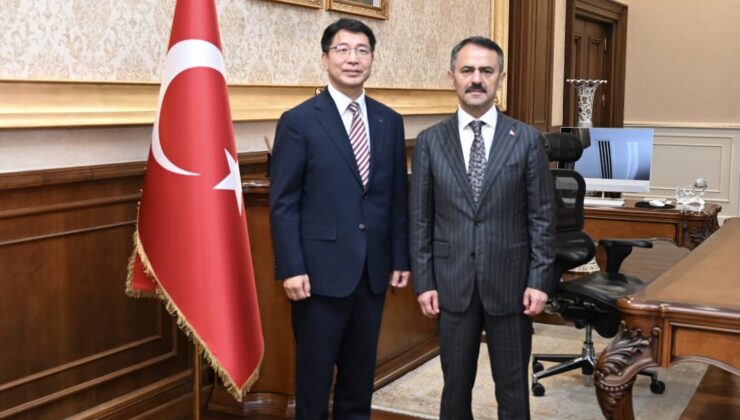 Ji Seob Choi’den Vali Aktaş’a Ziyaret