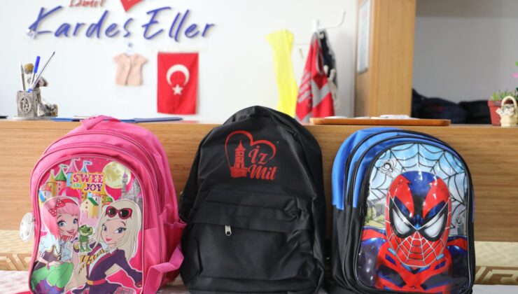İzmit Belediyesinden öğrencilere kırtasiye desteği