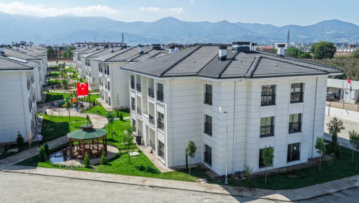 Kartepe Evleri’nde teslim heyecanı