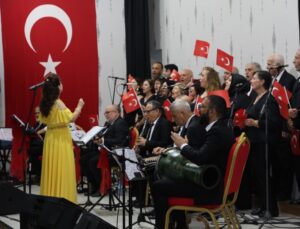 Kartepe’de Türk Sanat ve Halk Müziği Koro Kayıtları Başladı