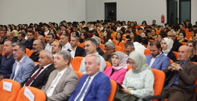 Derince’de Bilim Şenliği Heyecanı