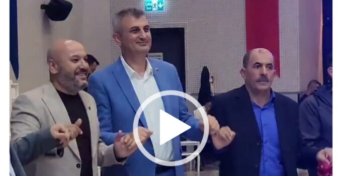 Vanlılar’ın şöleninde Başkan halaya girdi, ortalık coştu