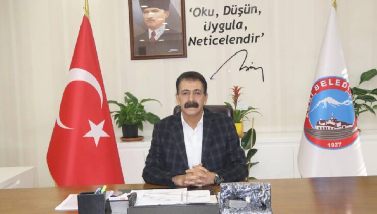 Ağrı Belediye Başkanı Hayatını kaybetti