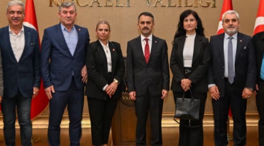 CHP’nin Yeni Yönetimi Vali Aktaş ile tanıştı
