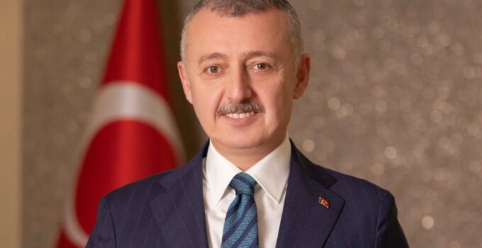 Başkan Büyükakın Fransa’ya gitti