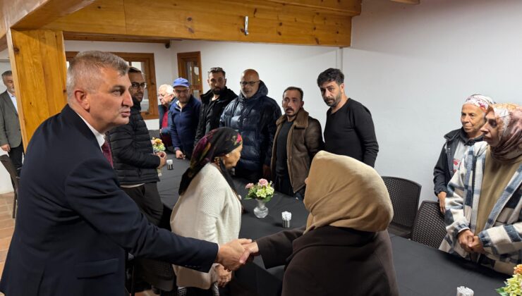 Başkan Sezer, tahliye edilen site sakinleriyle buluştu