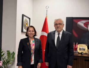 KADEM Kocaeli’den İl Sağlık Müdürlüğüne Ziyaret