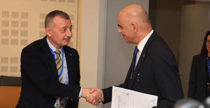 Başkan Büyükakın, Alain Berset ile görüştü