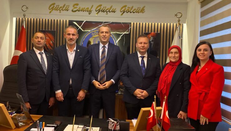 MHP heyeti Gölcük esnafının taleplerini dinledi
