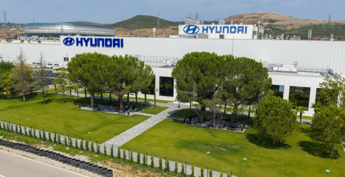Hyundai’den  Alikahya’nın gençlerine destek