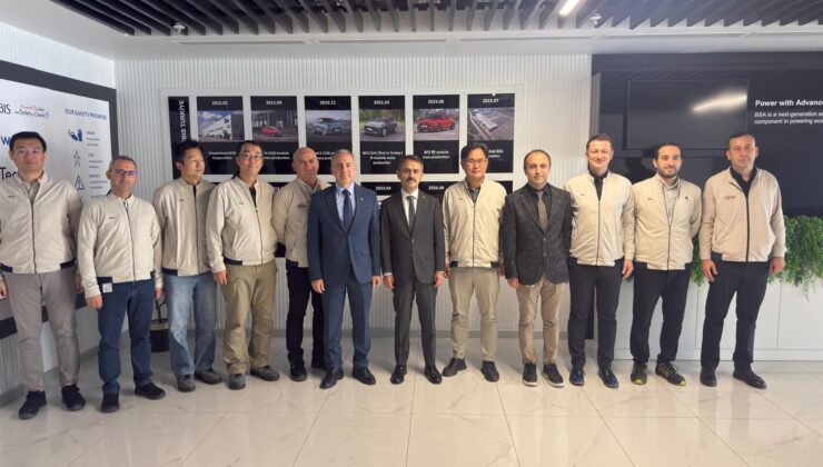 Vali Aktaş’tan Hyundai Mobis Batarya Fabrikasına Ziyaret