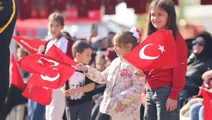 Büyükşehir Cumhuriyet’i dolu dolu yaşatacak