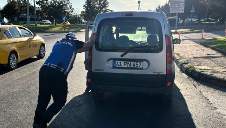 Yolda kalan sürücüye zabıta eli